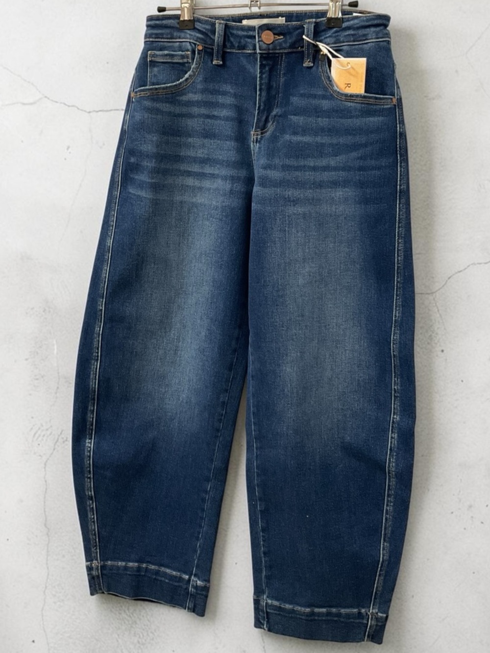 Risen Jeans- Women’s Mid Rise Crop Barrel Jean